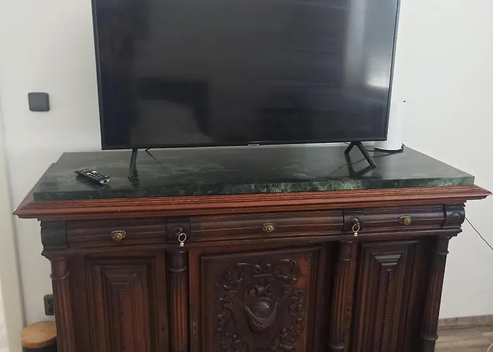 2 Patro V Rd בית אירוח ווראטימוב